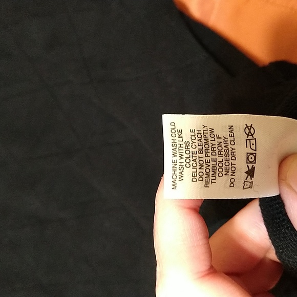 Claiborne Men's Sweater - Picture 5 of 10